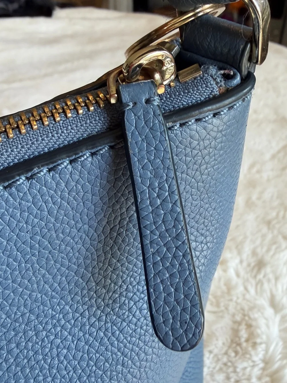 Kate Spade blue pebbled leather purse